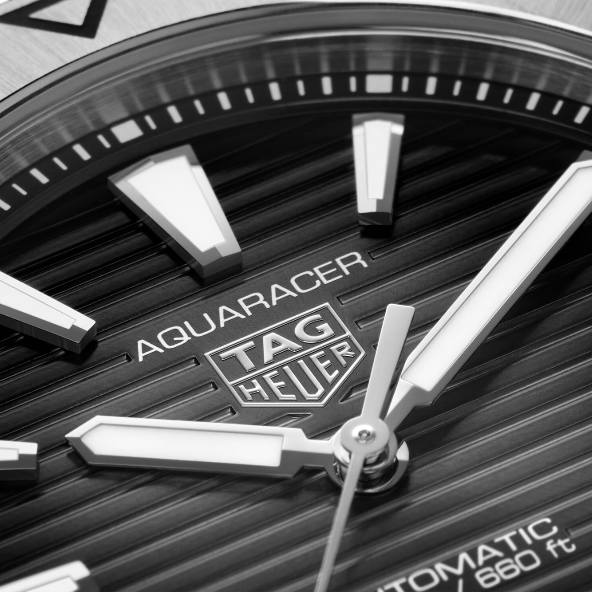 TAG HEUER AQUARACER PROFESSIONAL 200