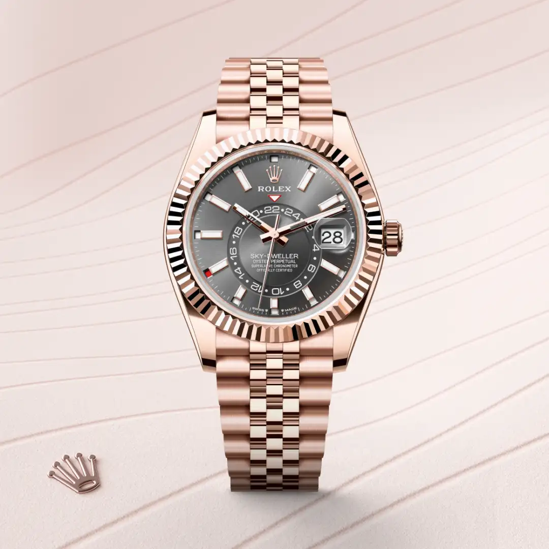 Rolex 
SKY-DWELLER
Oyster, 42 mm, Everose gold
M336935-0008