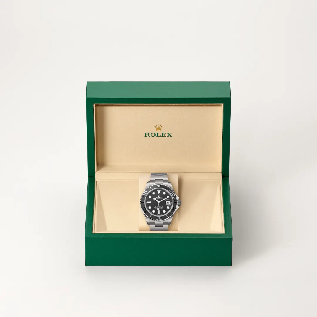 Rolex 
YACHT-MASTER
Oyster, 42 mm, RLX titanium
M226627-0001